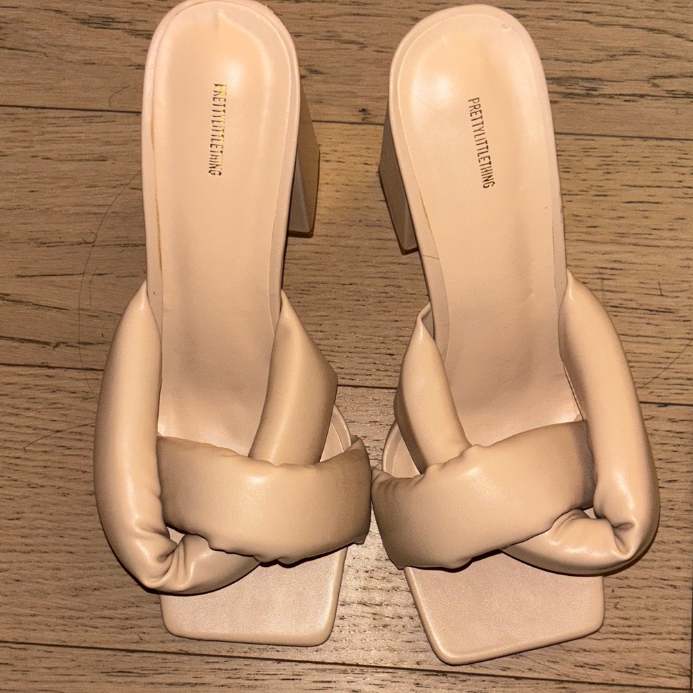 PrettyLittleThing Nude Block Heel Sandals